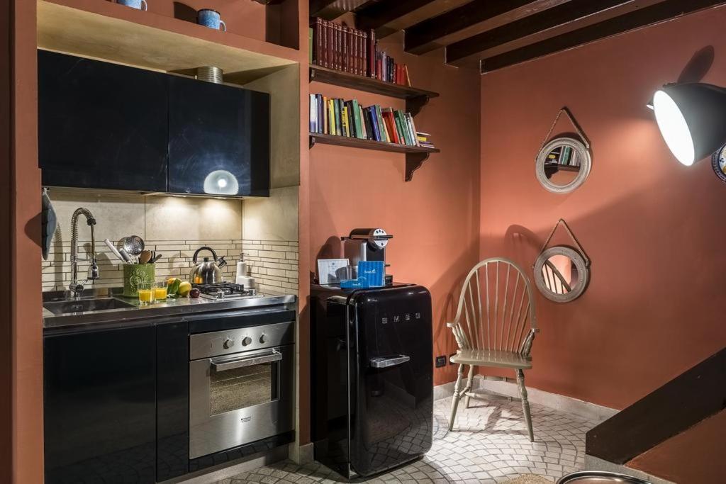Fontana Di Trevi Luxury Nest Apartment โรม ภายนอก รูปภาพ