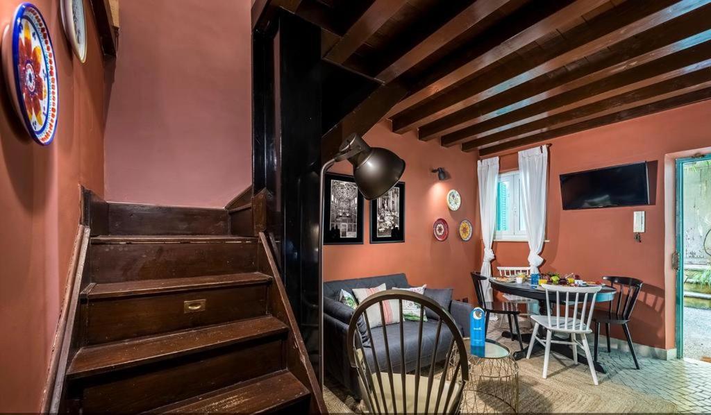Fontana Di Trevi Luxury Nest Apartment โรม ภายนอก รูปภาพ